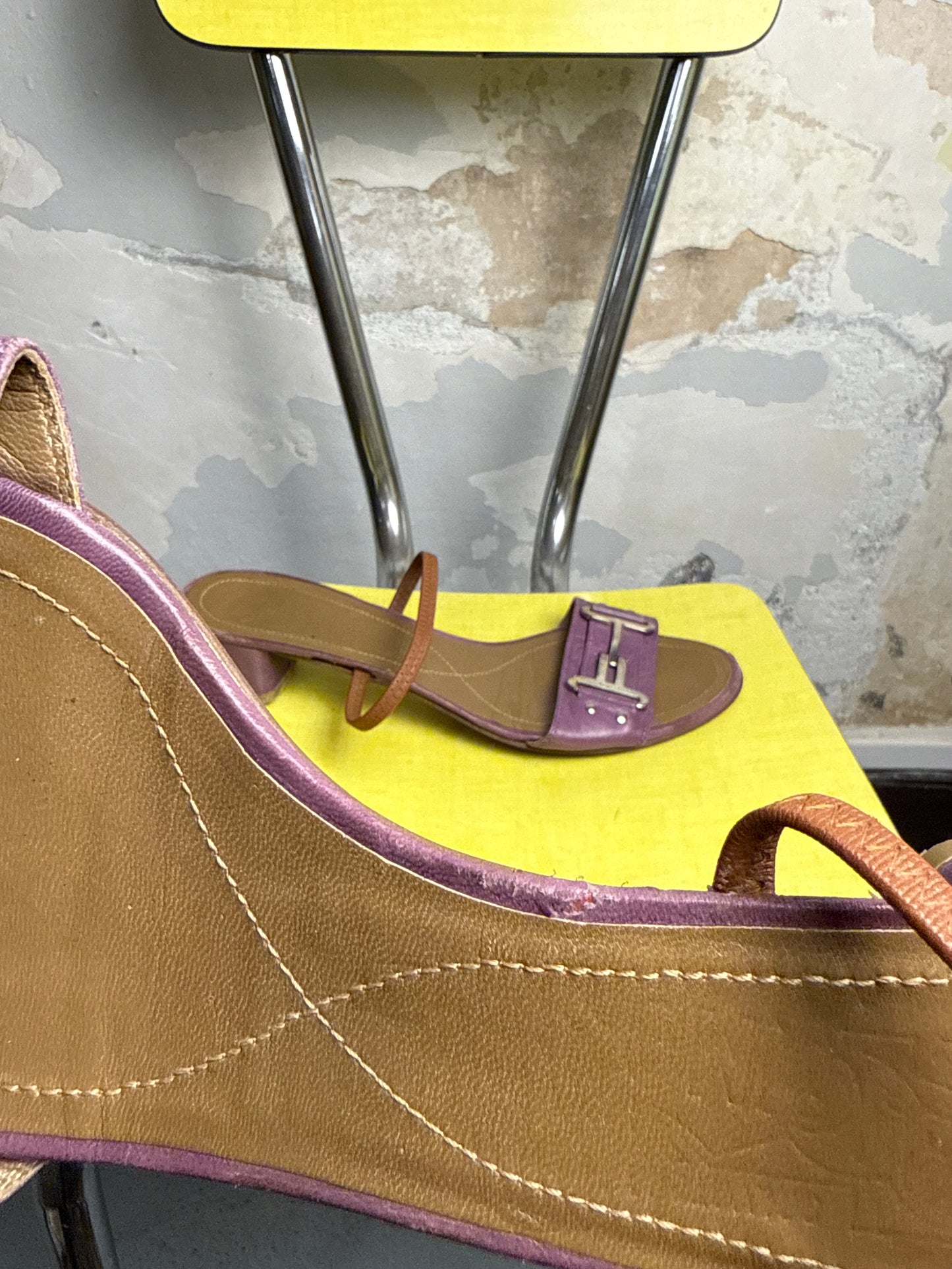 Vintage 90s / 2000s Ferragamo Glory Strappy Kitten Heels Lilac - 39