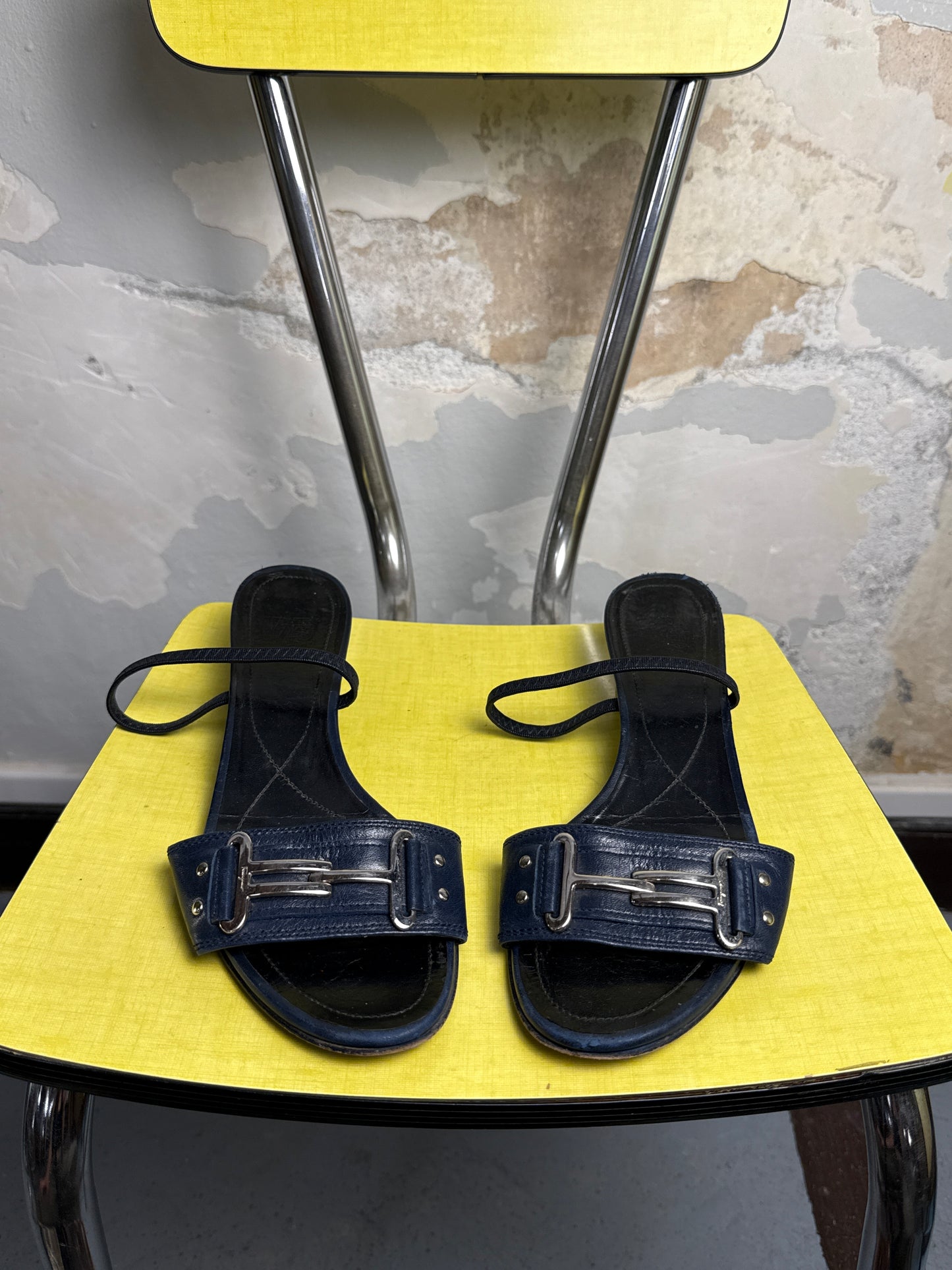 Vintage 90s / 2000s Ferragamo Glory Strappy Kitten Heels Night Blue - 39