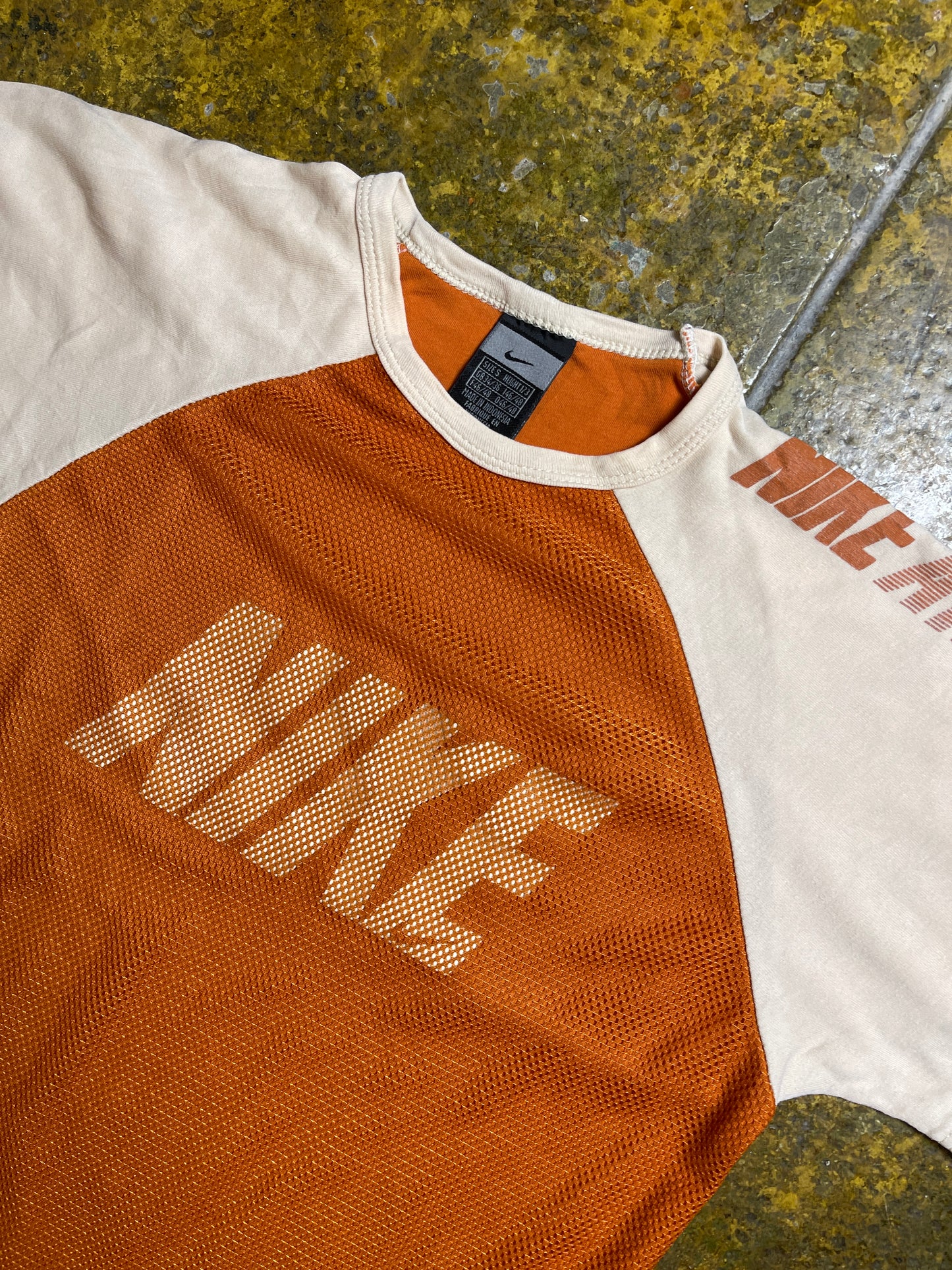 Nike T-Shirt Mesh Orange 2000s - S