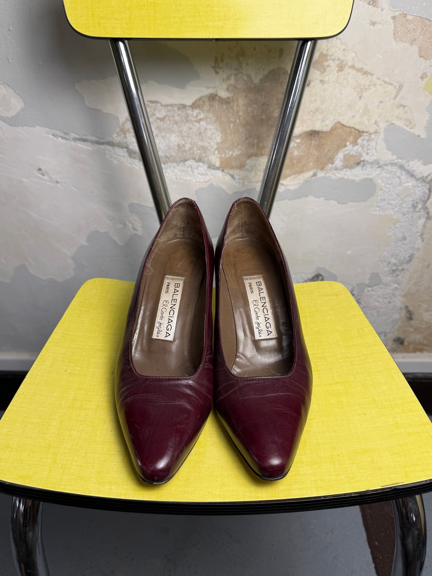 Vintage 80s / 90s Balenciaga Classic Leather Court Pump Heels Bordeaux - 37