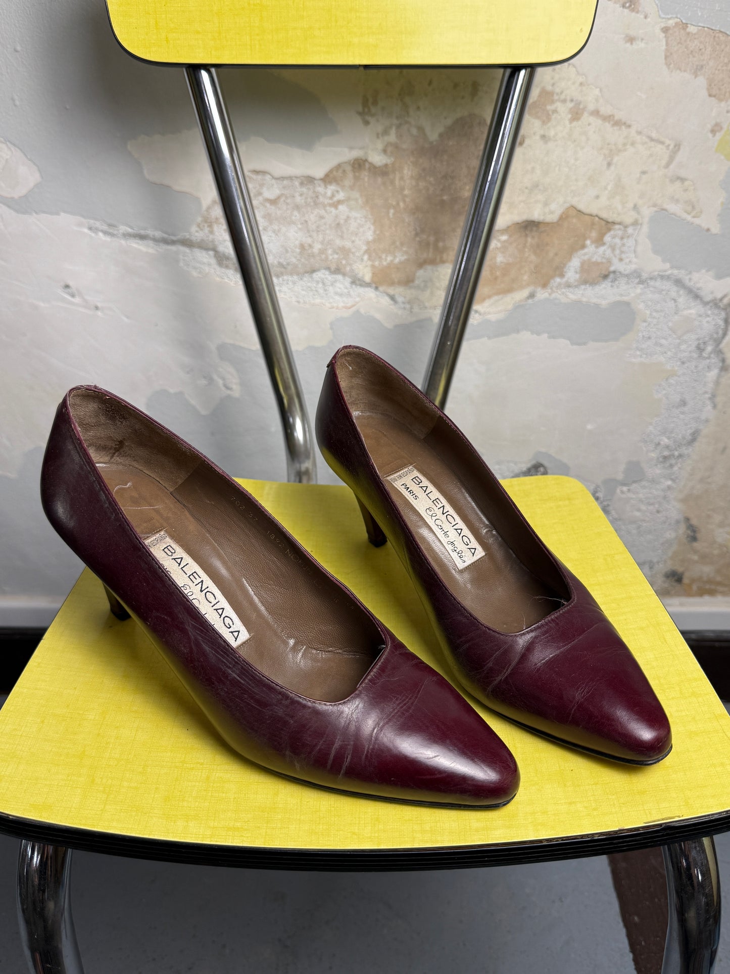 Vintage 80s / 90s Balenciaga Classic Leather Court Pump Heels Bordeaux - 37