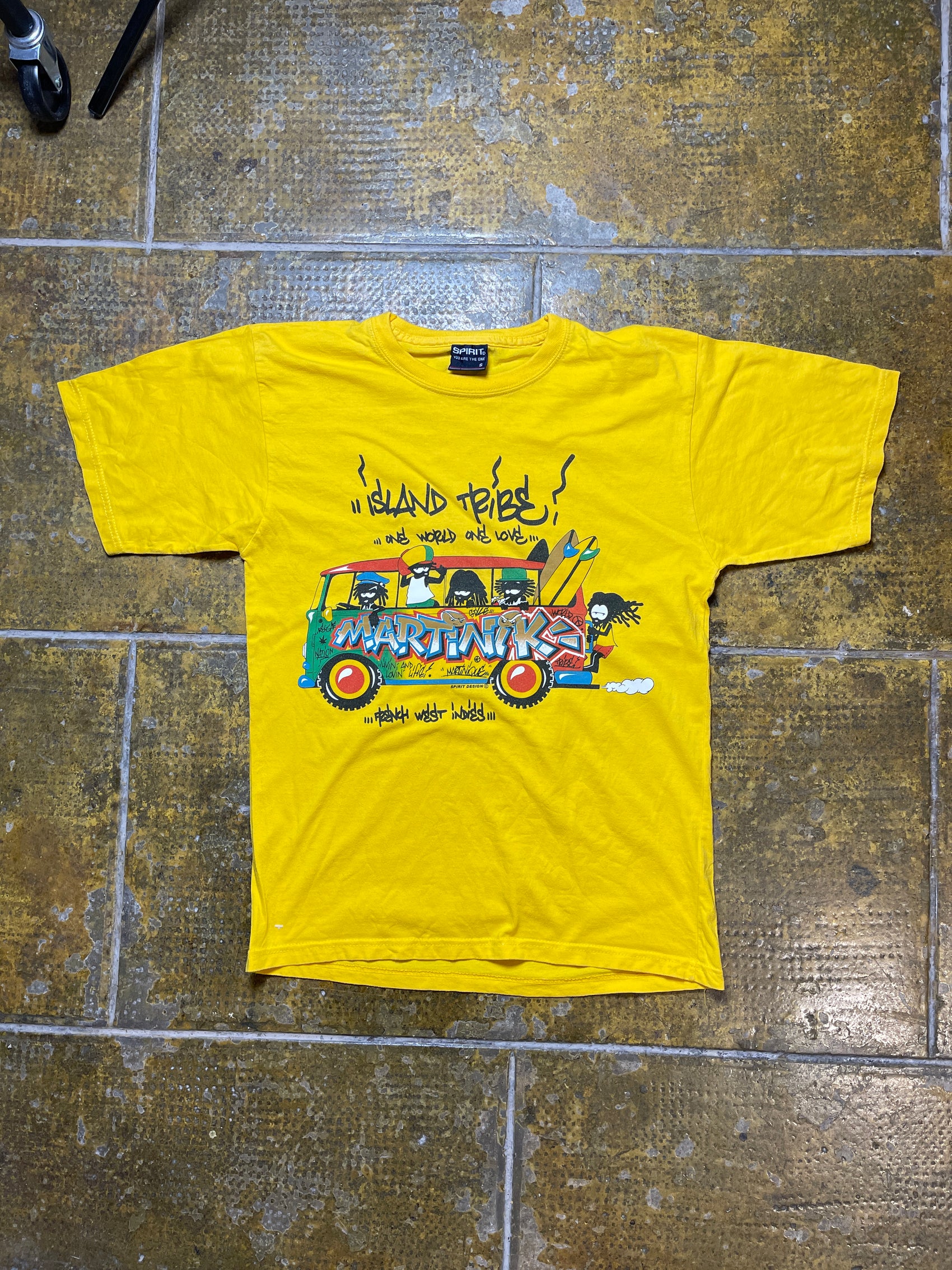 Spirit Tribe Weed Smoking Rasta T-Shirt Yellow 2000s y2k - S