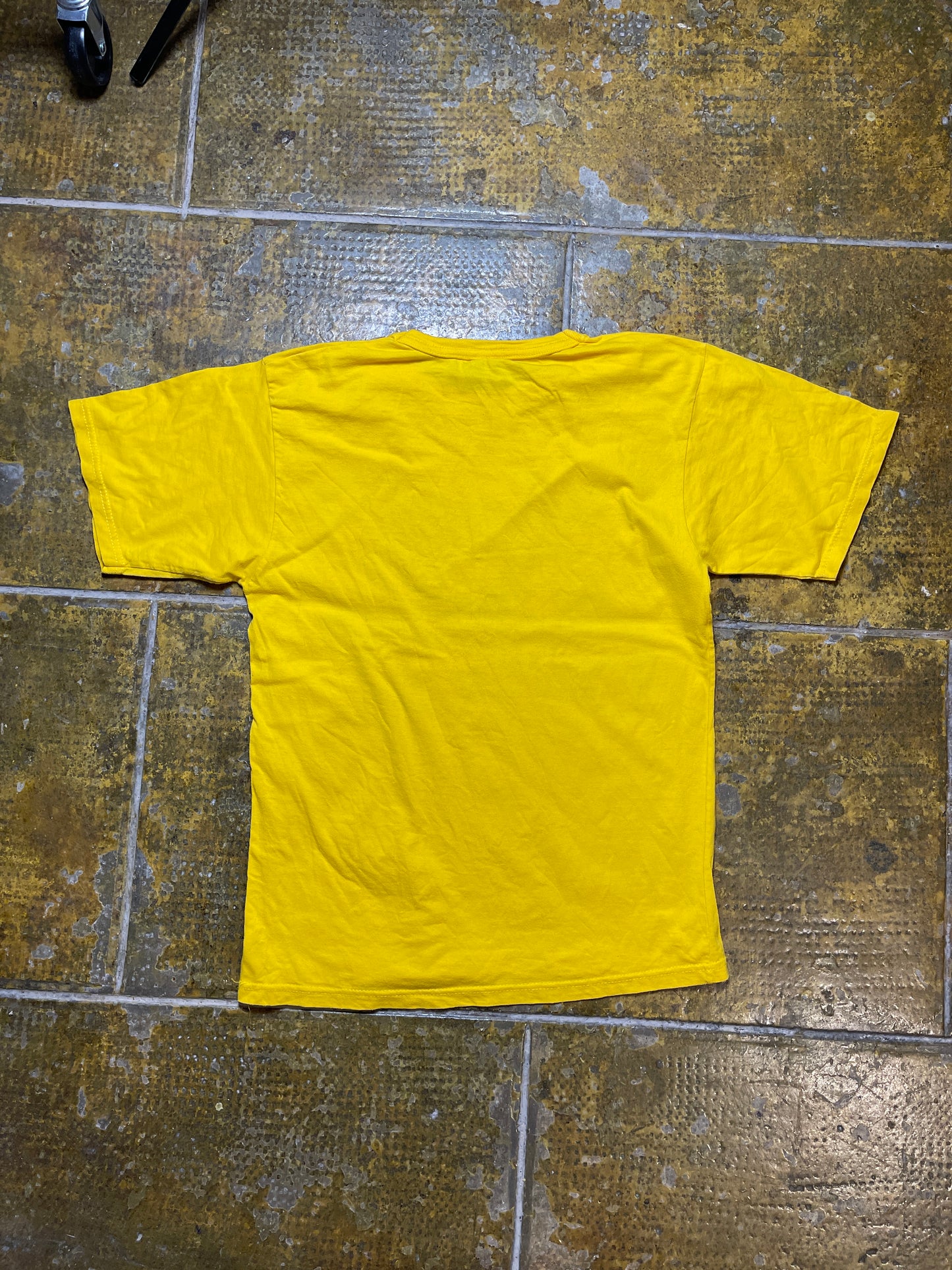 Spirit Tribe Weed Smoking Rasta T-Shirt Yellow 2000s y2k - S
