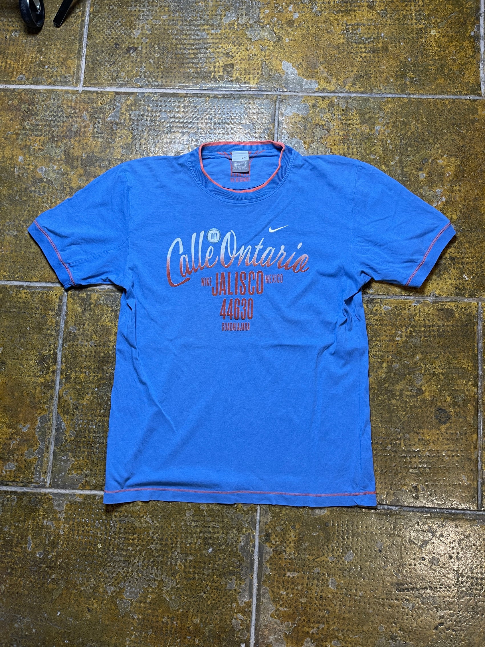 Nike T-Shirt Blue 2000s y2k - L
