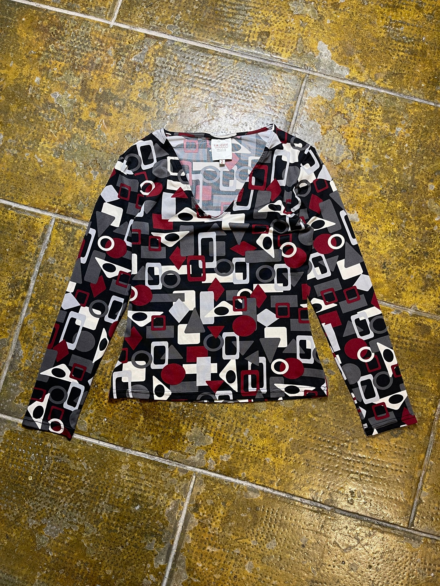 La City Long Sleeve Top Black Red 2000s y2k - M