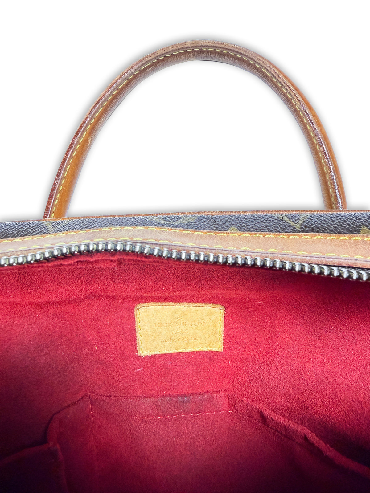 Vintage 2005 Louis Vuitton Mizi Bag in Classic Monogram Canvas with Vachetta Leather