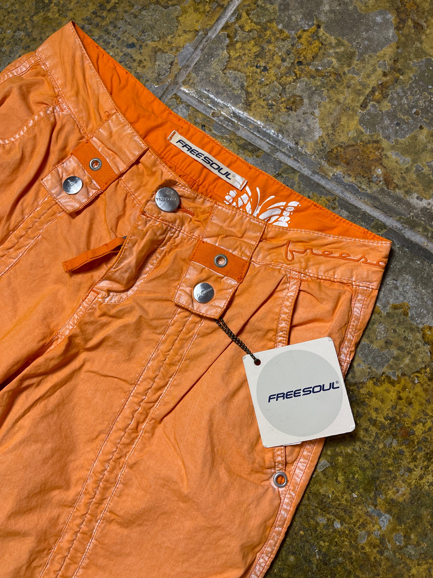 Freesoul Orange Capri Low Waist Pants Shorts 2000s Deadstock | S/M
