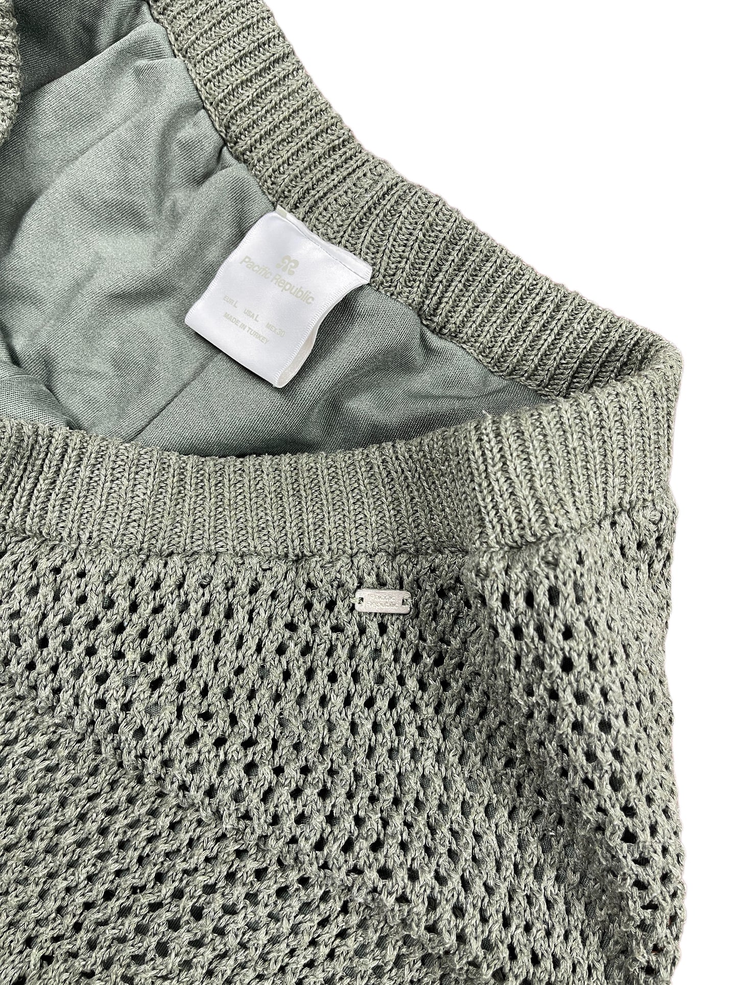 Pull & Bear Shorts Khaki - L