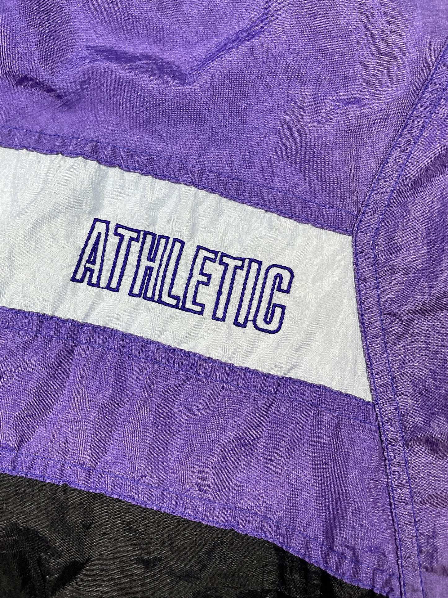 Vintage Puma Eintracht Frankfurt Basketball Sport Jacket Purple Black - XL